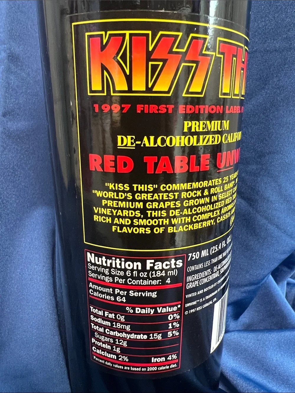 Celebrity Cellars KISS THIS Ltd #5849/60K Mint/Sealed